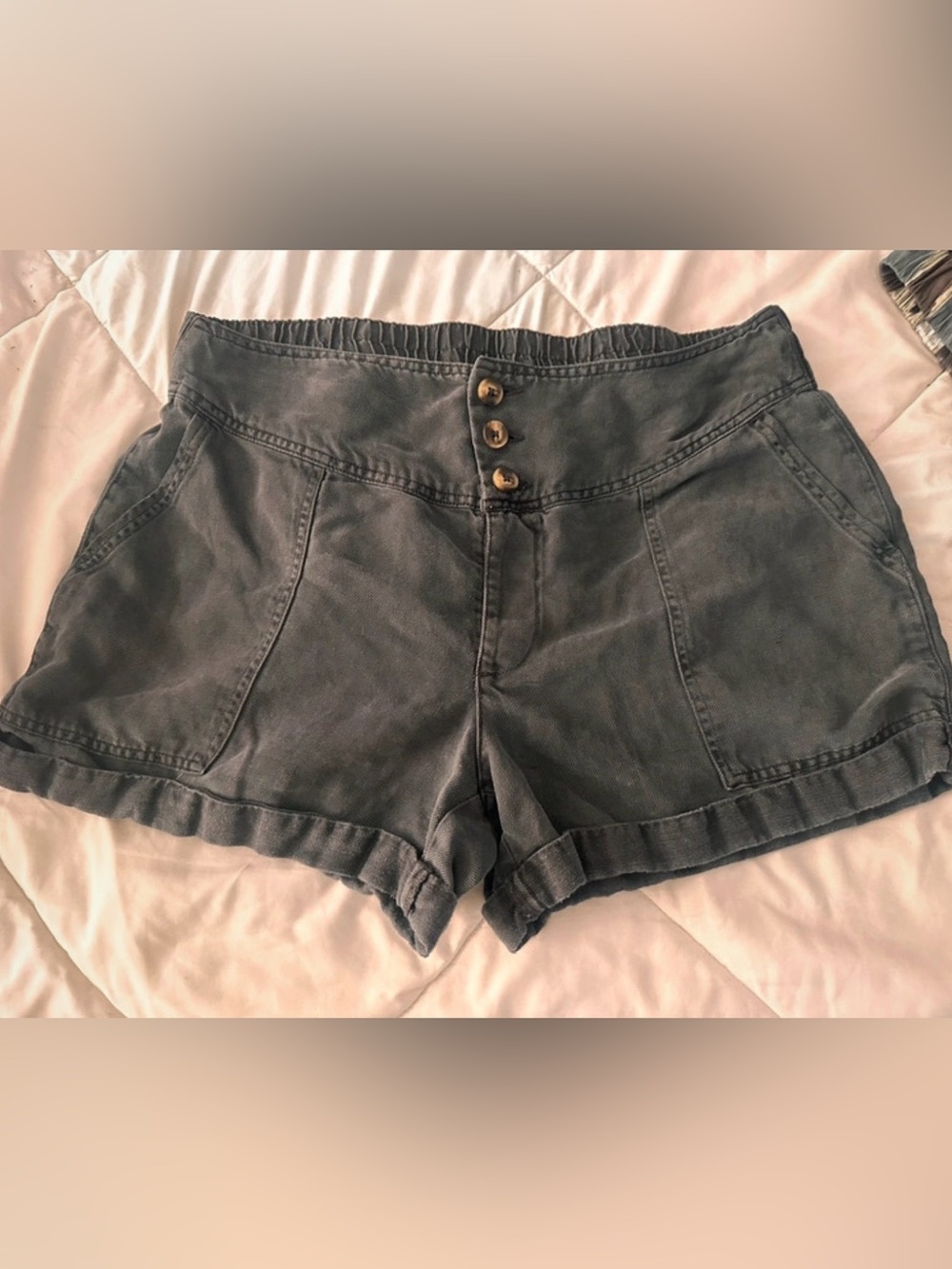 Aerie High-Waist Button Front Women's Shorts - Charcoal